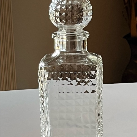 VTG Owens-Illinois Glass Company glass decanter, round intricate stopper - Picture 8 of 14